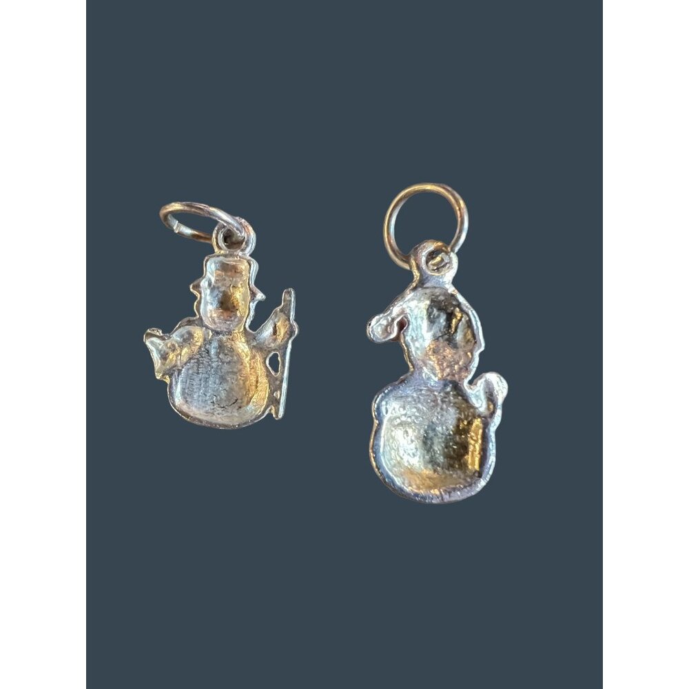 Pair Of Festive Snowman Charms With Enamel Details & Rings For Christmas Jewelry - Picture 6 of 10